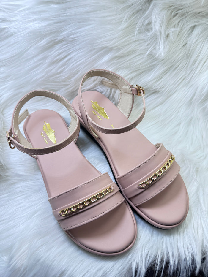 Pink n black casual Sandle perfect for everyday