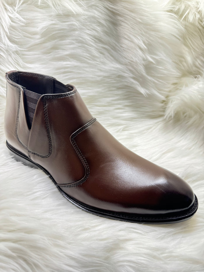 Leather upper with rubber sole