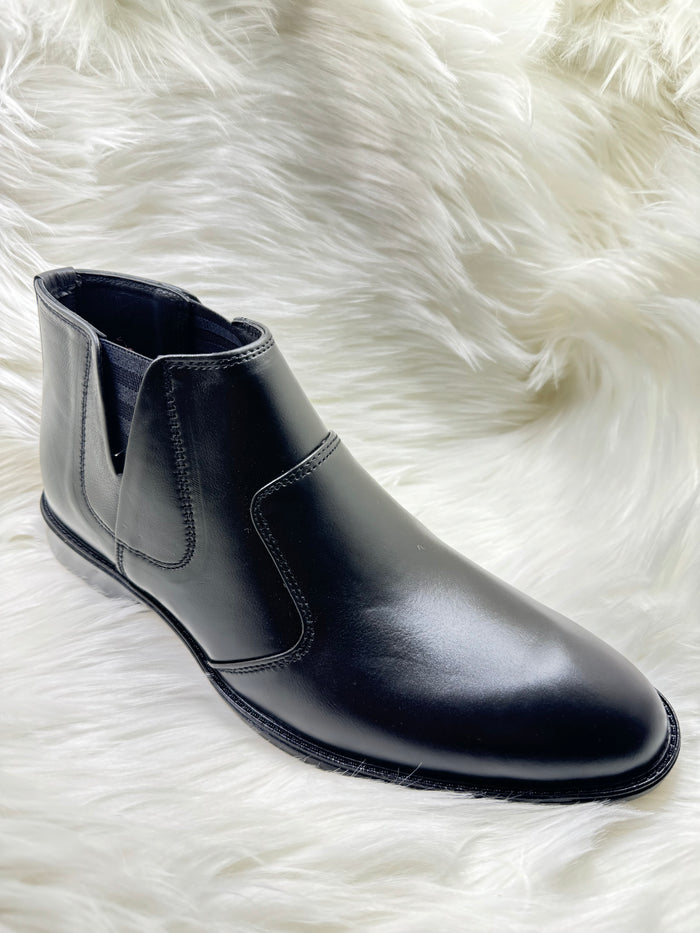 Leather upper with rubber sole