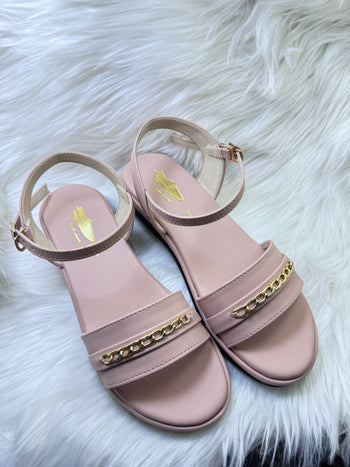 Pink n black casual Sandle perfect for everyday