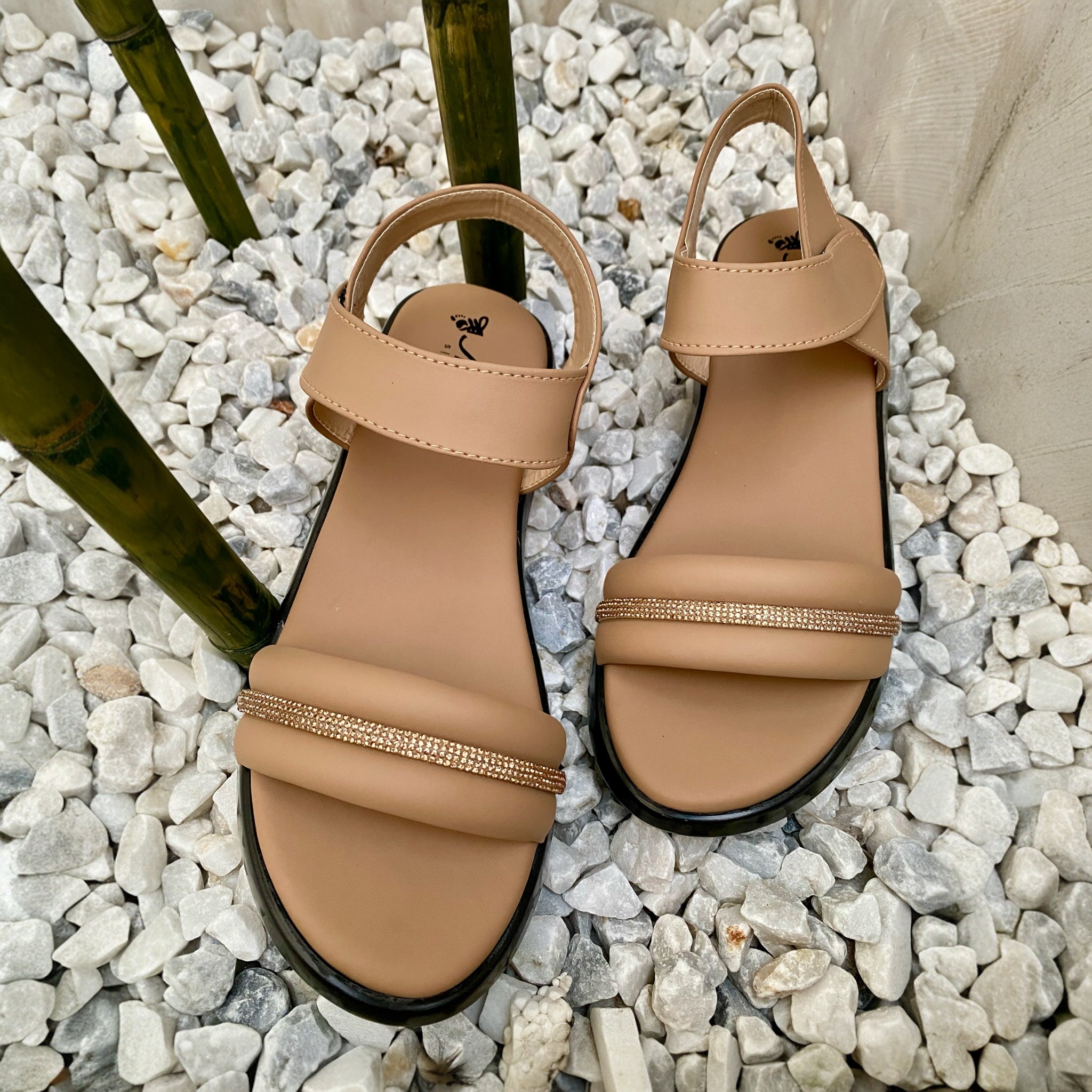 Madeline Fancy Sandals Ms-421